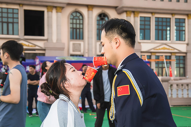 游戲互動。