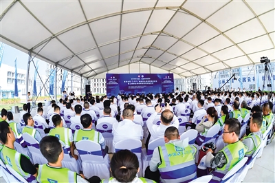 2024年7月10日，首屆全國“紅旗杯”班組長大賽建筑賽道復賽暨工程建設領域項目經(jīng)理技能競賽在呼和浩特開幕。
